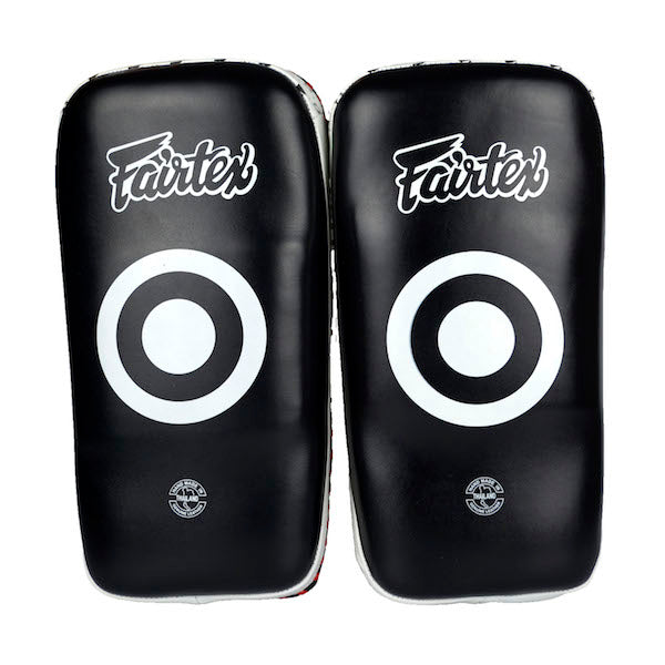 Kicking Pads Fairtex Muay Thai - Negro/Blanco - 100% Cuero - Tamaño Standard - MMA Store Peru