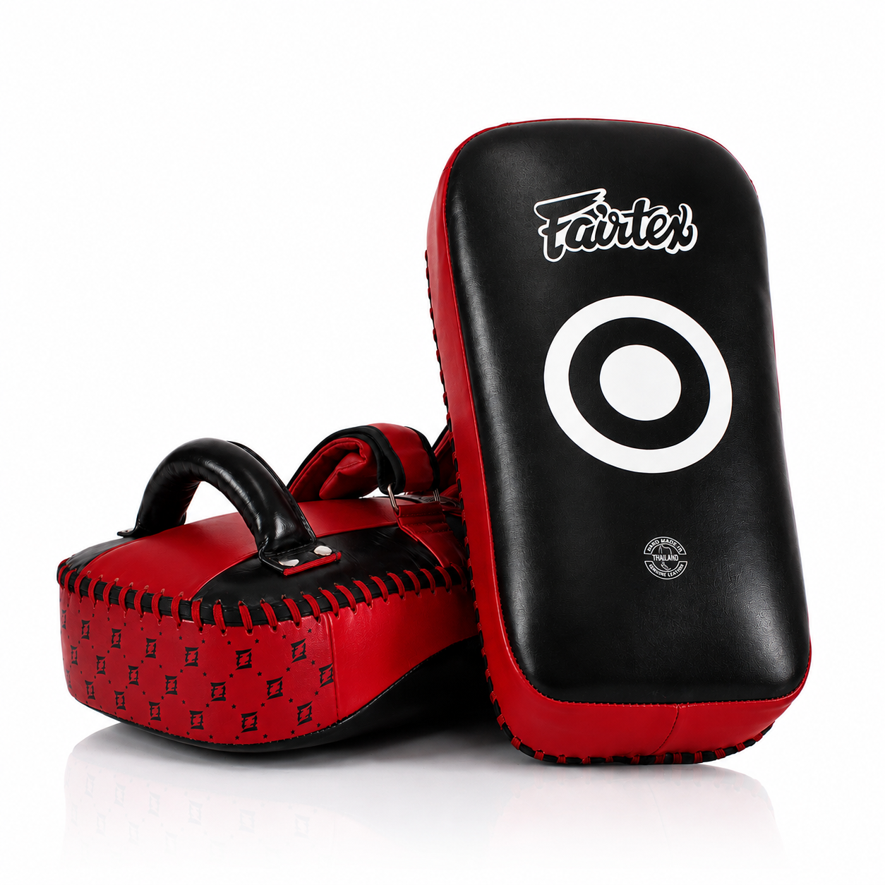 Kicking Pads de Muay Thai Fairtex KPLC3 Negro/Rojo - 100% Cuero