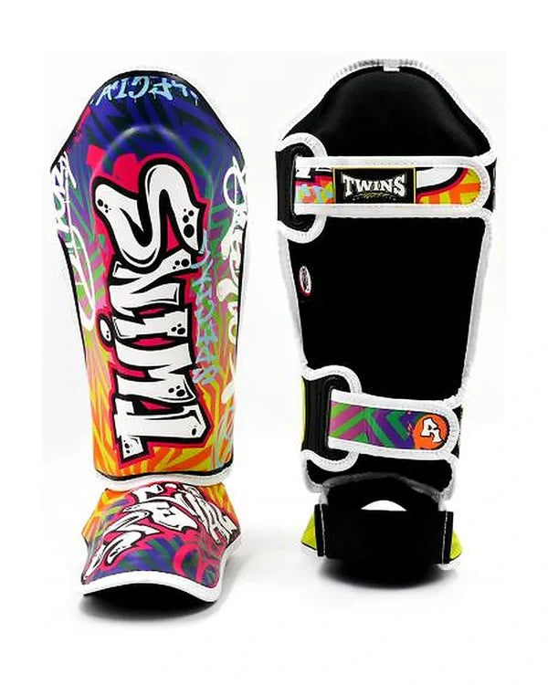 Canilleras de Muay Thai Twins Special Graffiti FSGL10-68 - 100% Cuero