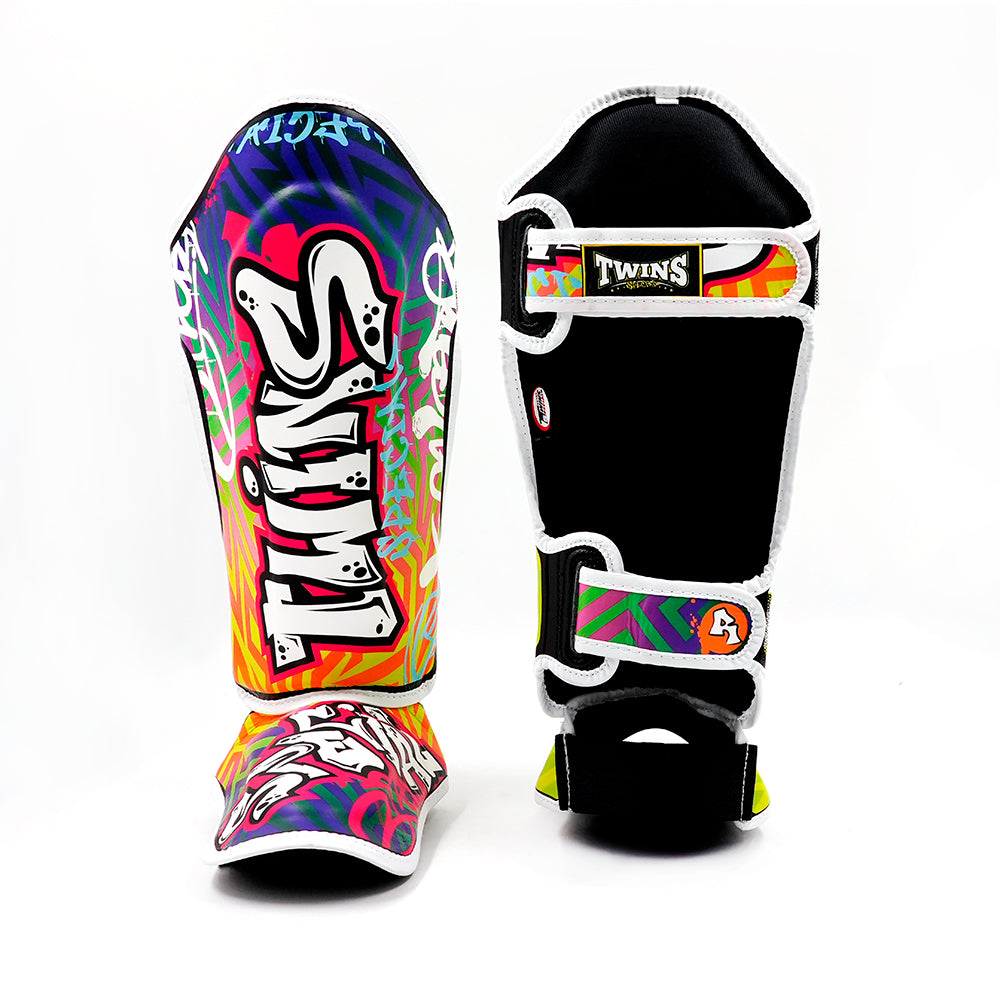 Canilleras de Muay Thai Twins Special Graffiti FSGL10-68 - 100% Cuero