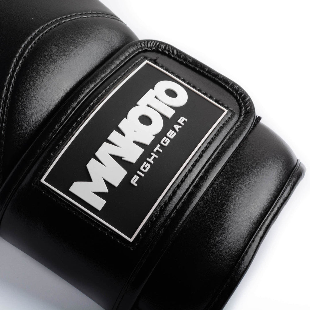 Guantes de Boxeo Makoto Pro Negro - 100% Microfibra Premium