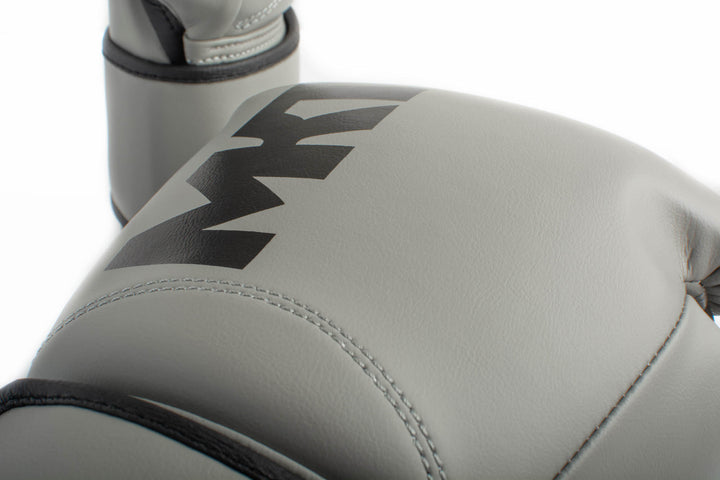 Guantes de Boxeo Makoto M2 Mate Gris -  Microfibra Premium