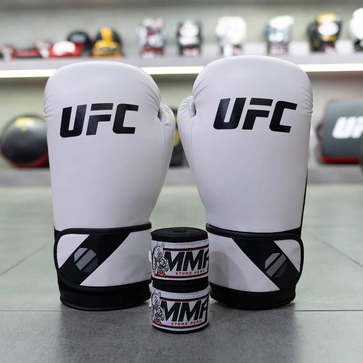 Combo: Guantes de Boxeo Fitness UFC + Vendas MMA