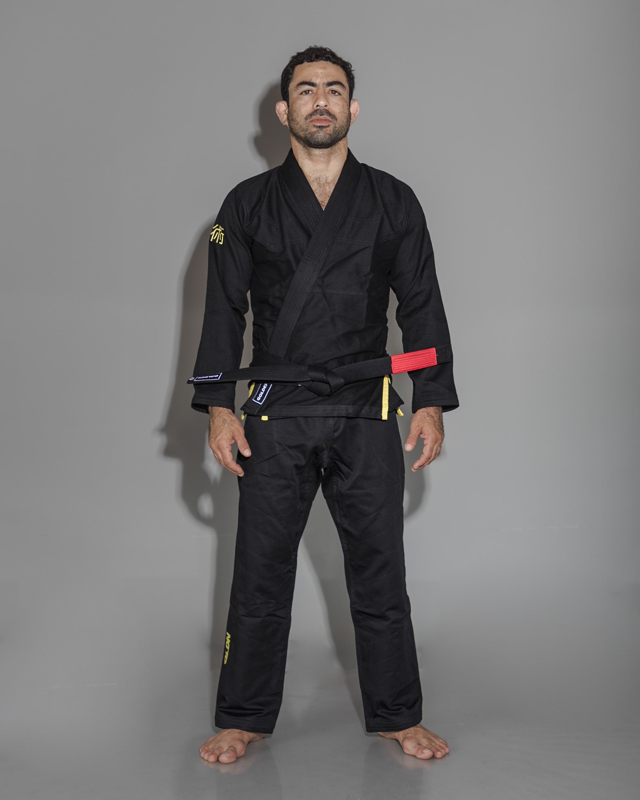 Kimono de Jiujitsu Golden Light Negro - 100% Algodón