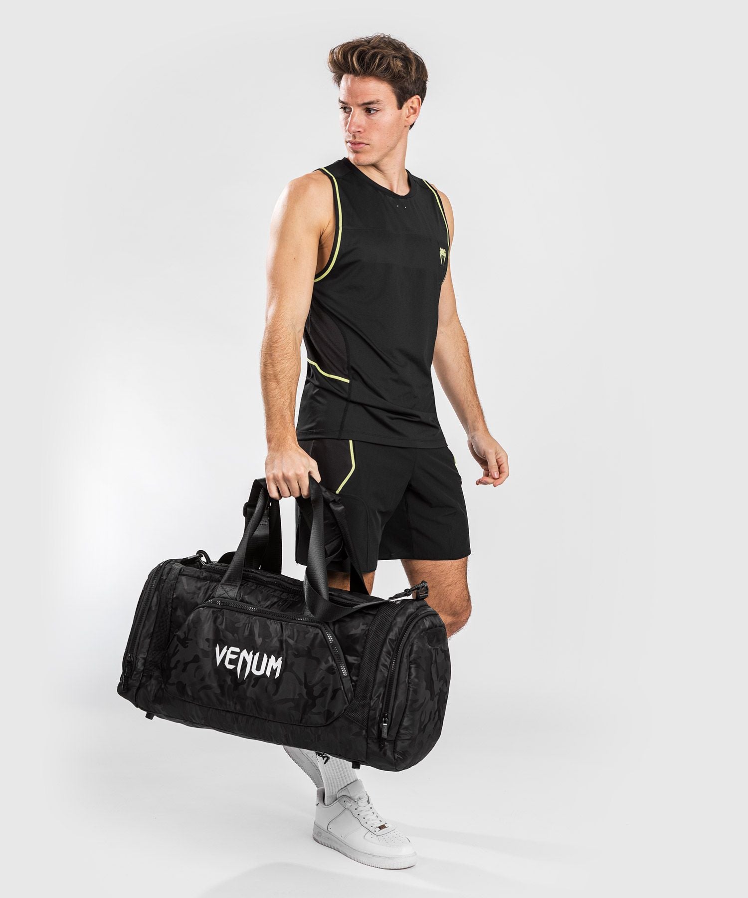 Maletin Venum Trainer Lite Negro Camo
