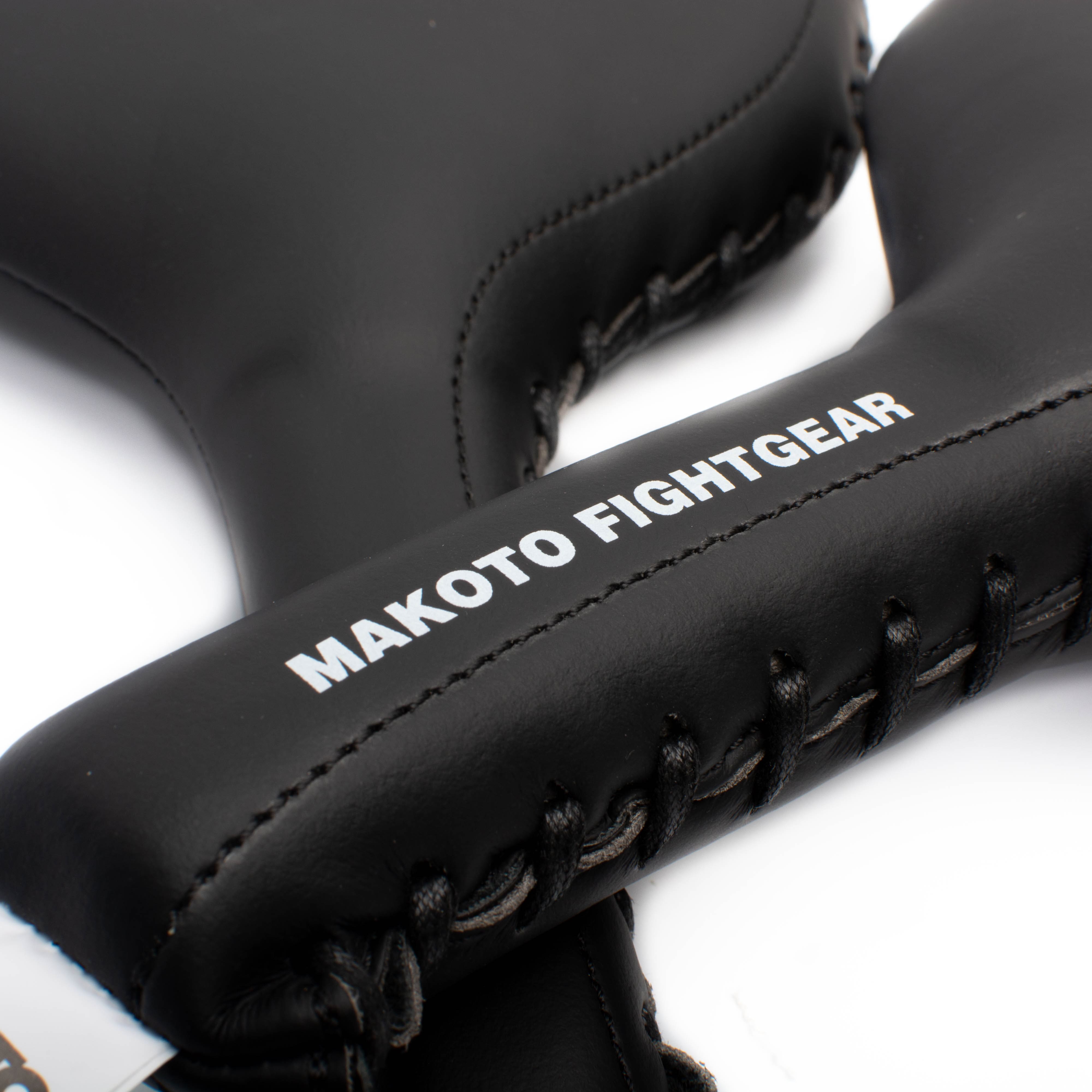 Paddles de Boxeo Makoto Negro - 100% Microfibra