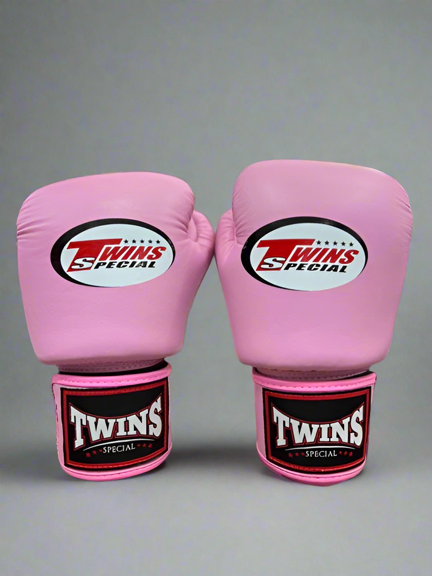 Guantes Twins Special Muay Thai y Boxeo Rosado -100% Cuero