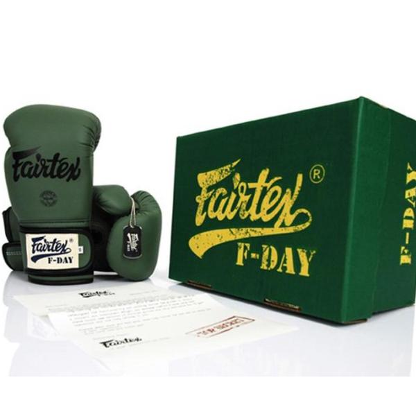 Guantes Fairtex F-day para Muay Thai - Boxeo - 100% Microfibra - MMA Store Peru