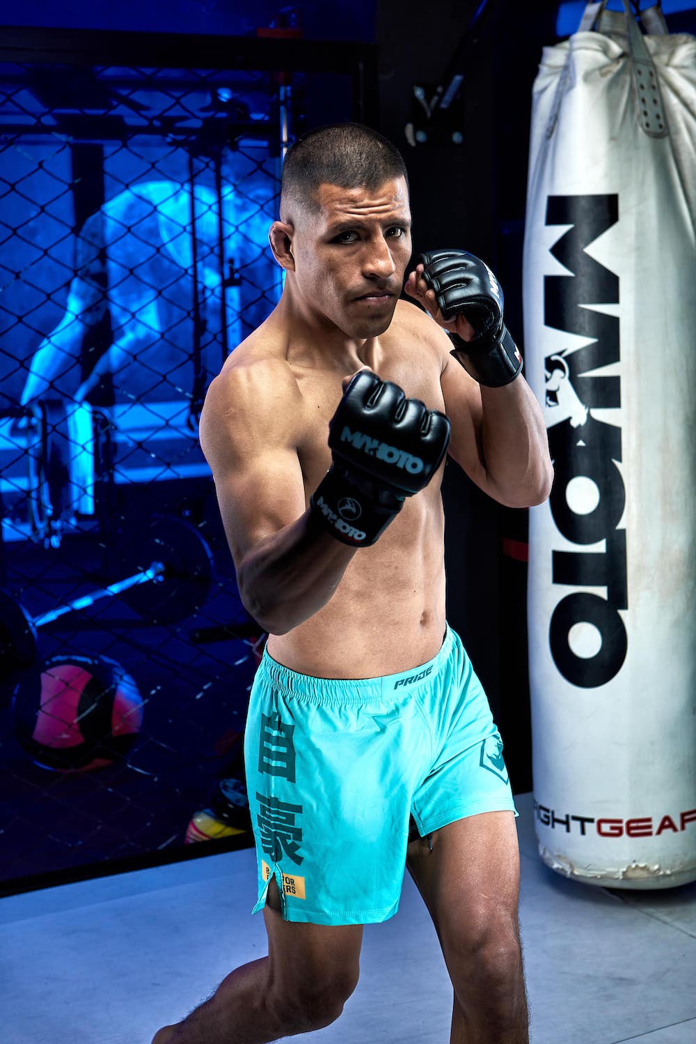 Short Pride Light Warrior Soul Verde para Muay Thai, Kickboxing, MMA.