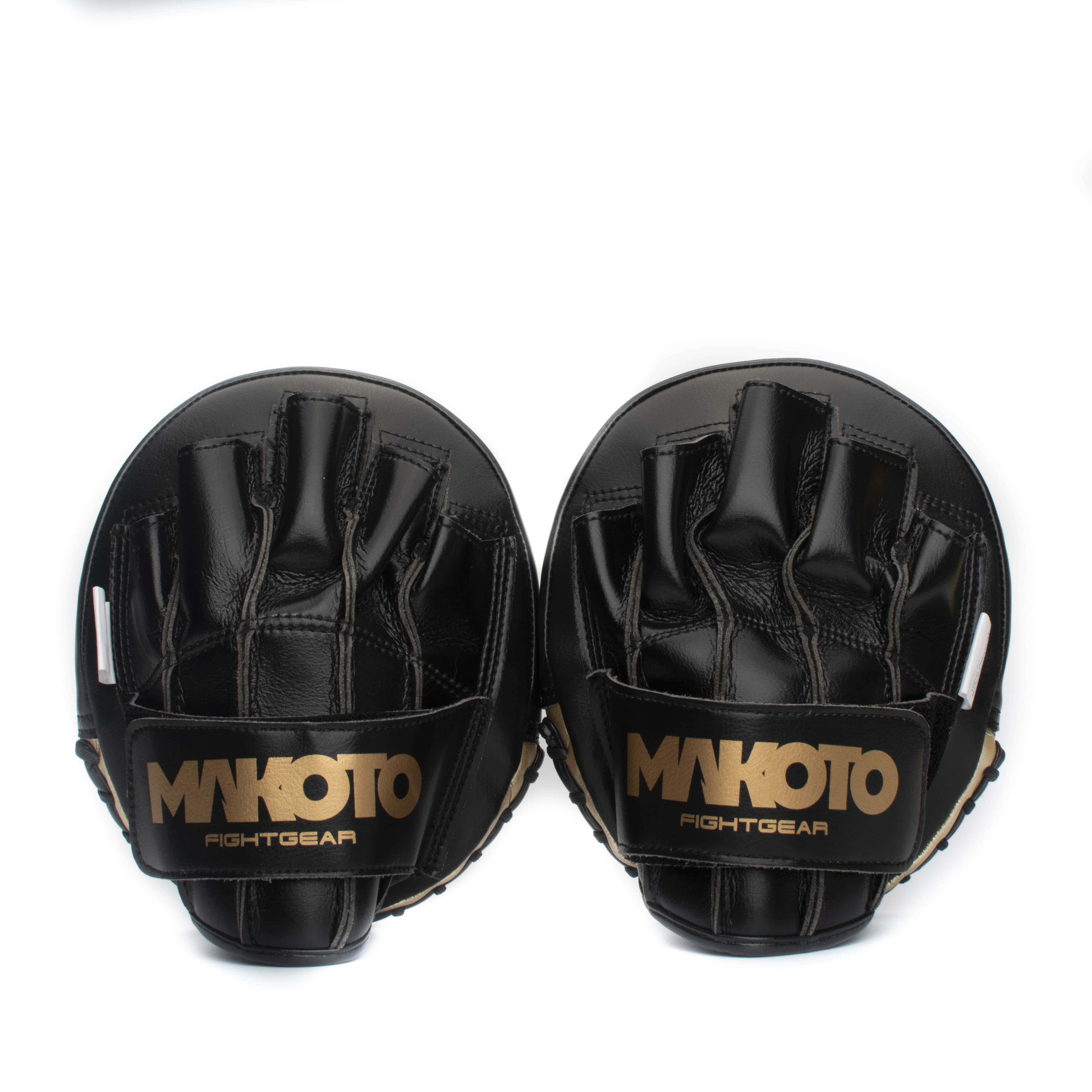 Guanteletas mini para Boxeo Negro/Dorado - Muay Thai -Makoto - 100% Microfibra Premium