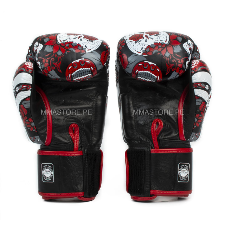 guantes de boxeo twins special skull rojo