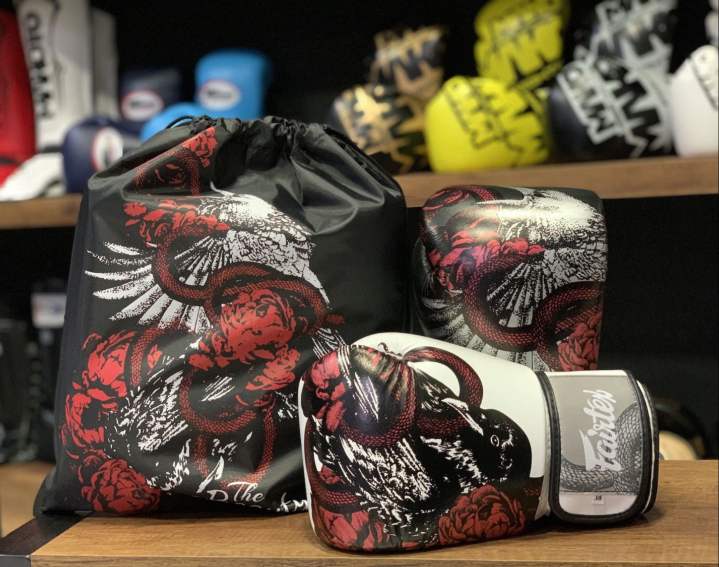 Guantes de boxeo Fairtex BGV24 Beauty of Survival - 100%  Cuero