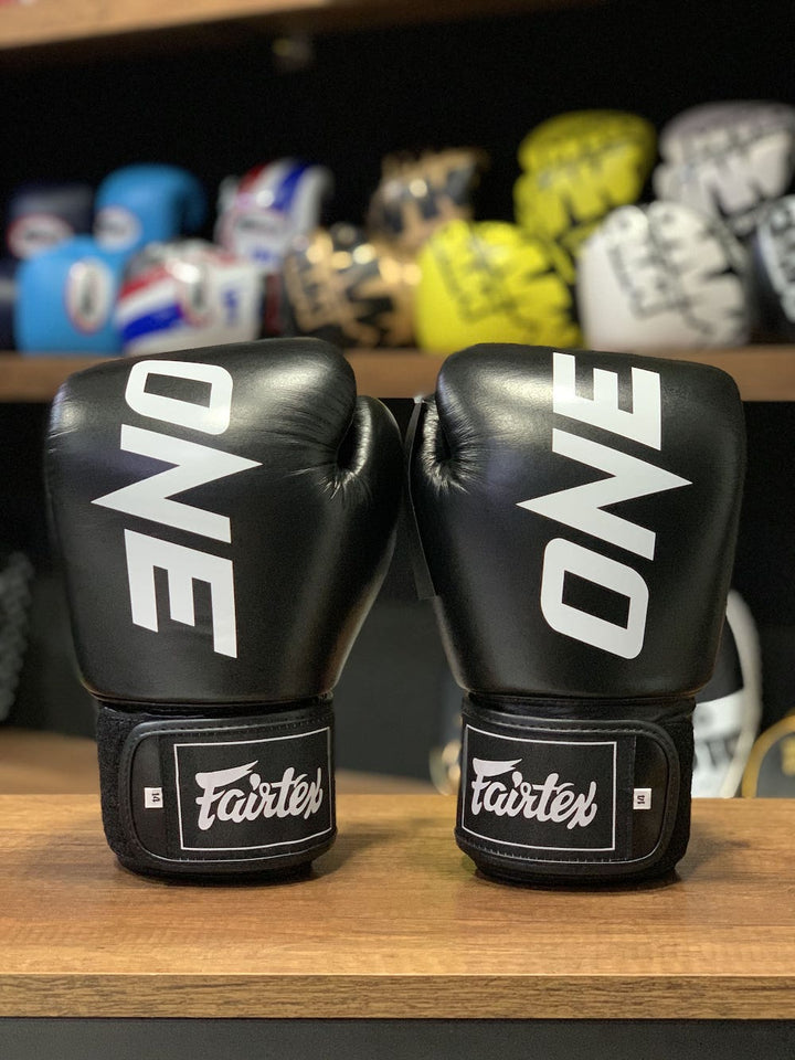 Guantes de boxeo Fairtex One X Fairtex Negro - 100%  Cuero